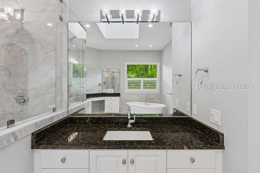 Back on the market and better than ever! This is not the same - photo 43