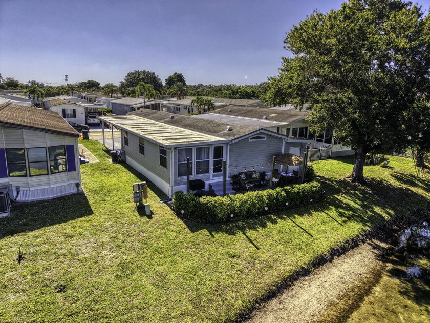 JUST LISTED!!! Lakefront 3BR/2BA with Florida room and tile - photo 16