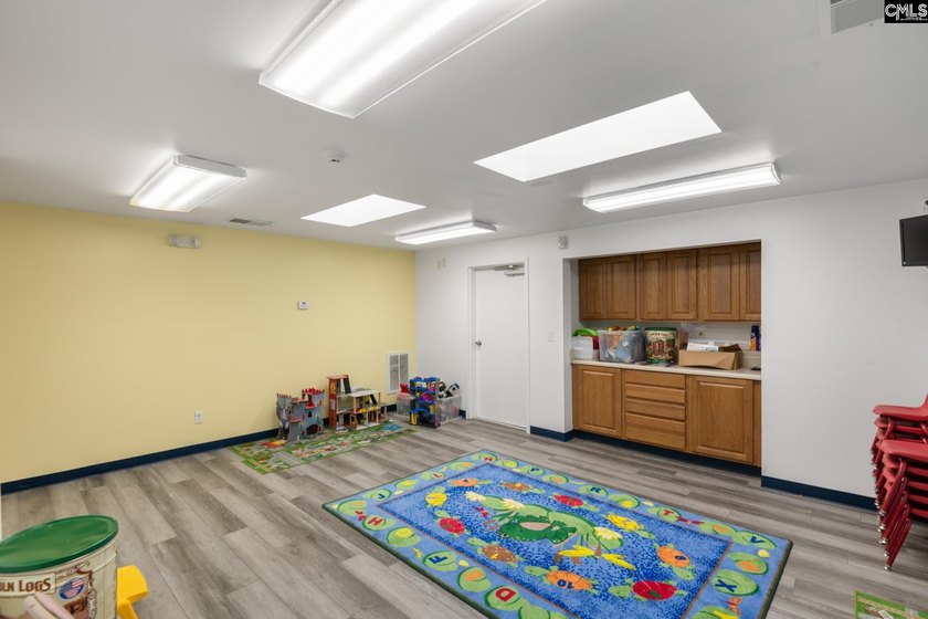 Rare opportunity to purchase a purpose-built educational and - photo 20