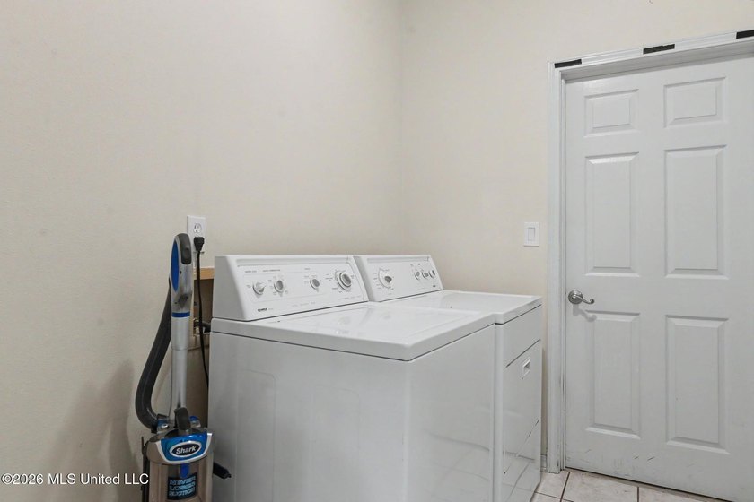 Spacious 3-bedroom, 2-bath home in the heart of Diamondhead on - photo 23