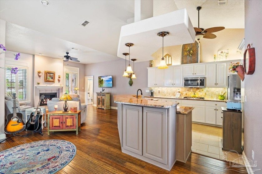 Welcome to 3029 Liana Lane, a beautifully maintained 3 bedroom - photo 10