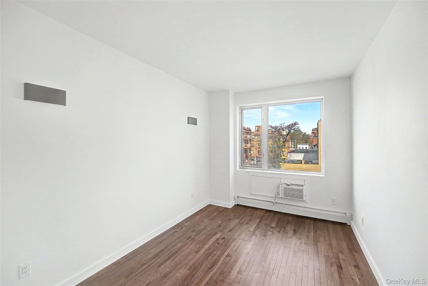 Featuring 660 sq ft of living space, plus a private 55 sq ft - photo 3