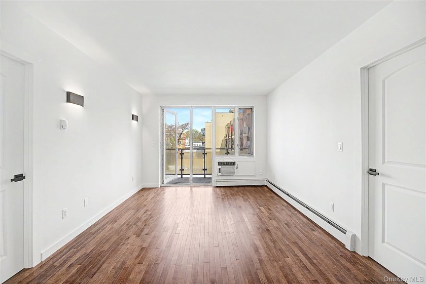 Featuring 660 sq ft of living space, plus a private 55 sq ft - photo 10