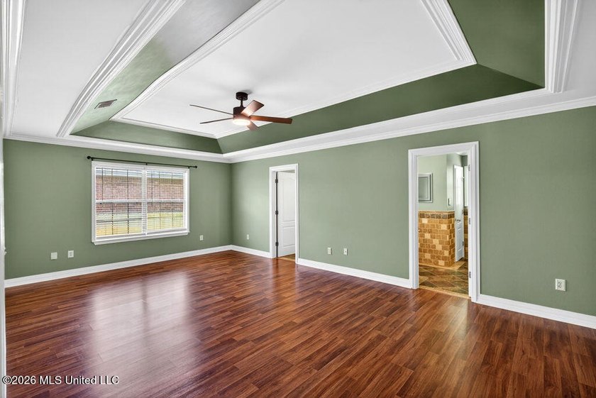 Spacious 4 bed, 3 bath single-story home in South Pointe with - photo 26