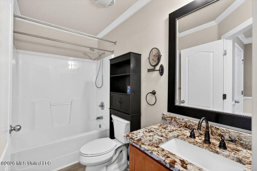 Spacious 4 bed, 3 bath single-story home in South Pointe with - photo 37