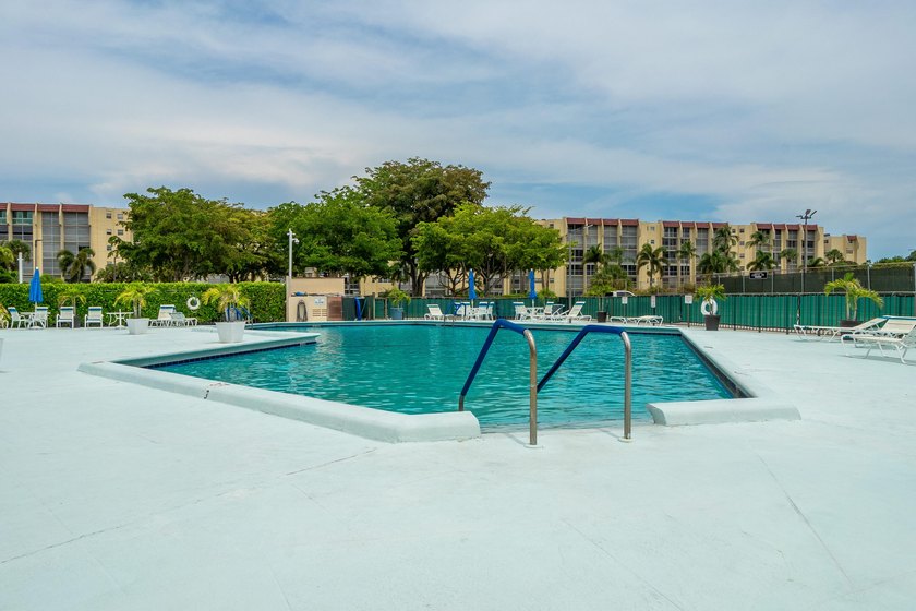 Welcome to this spacious 2-bedroom, 2-bath condominium located - photo 41
