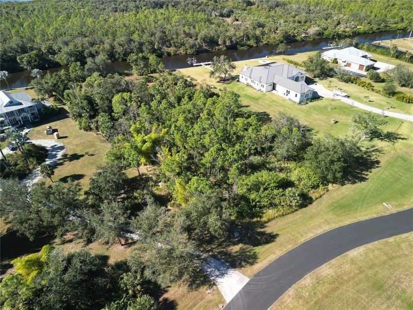 UPDATED PICUTRES AND AERIAL VIDEO! Experience the perfect blend - photo 2