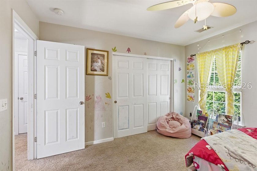 Welcome to this 4-bed, 2.5-bath with a great family floorplan - photo 22