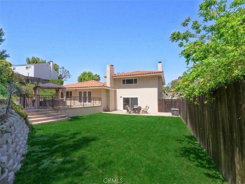 Don't miss the UNIQUE OPPORTUNITY to own this beautifully - photo 31
