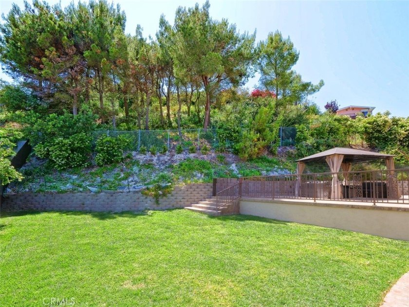Don't miss the UNIQUE OPPORTUNITY to own this beautifully - photo 33