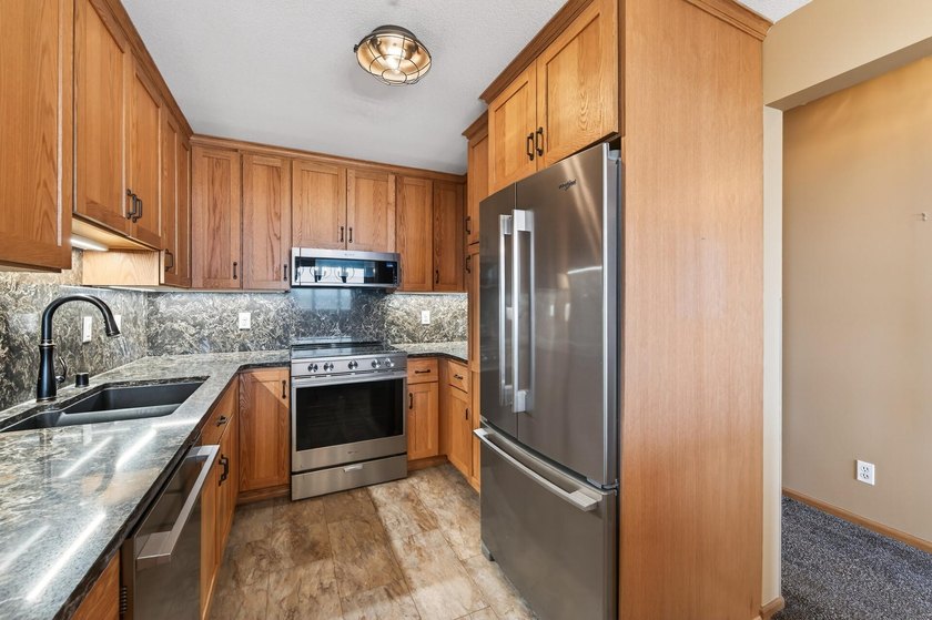 It's All About The View! This condo delivers on everything you - photo 3