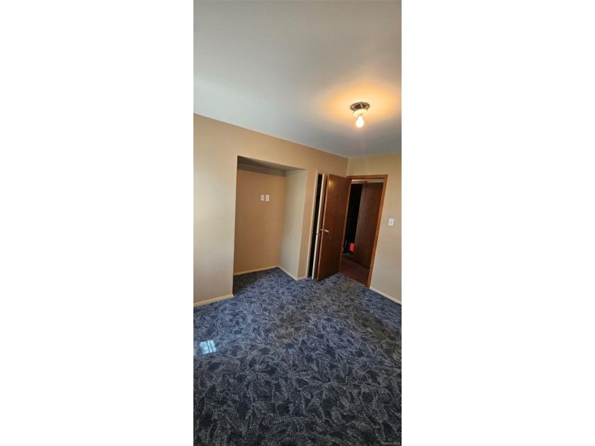 Welcome to 136 Primrose Ave! Nestled in the heart of highly - photo 6