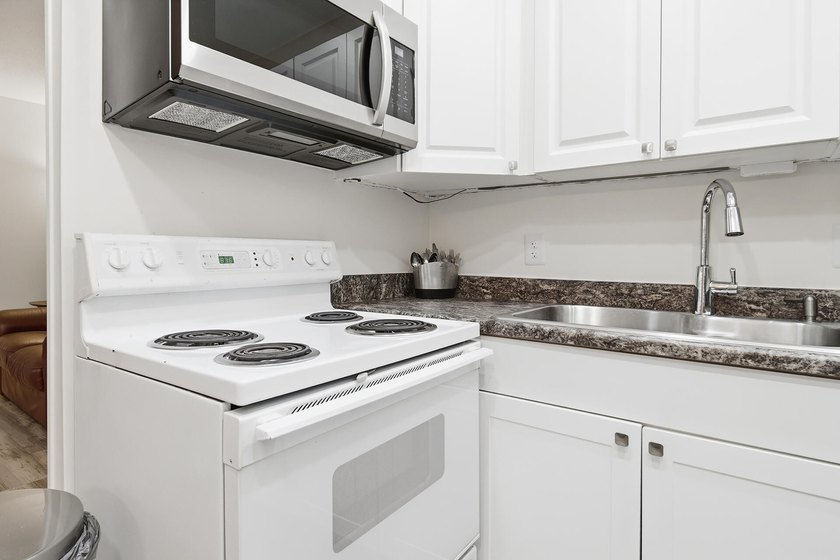 142 Norwich F - photo 17