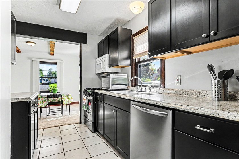 A Perfect Start Begins Here! Delightful Home is Just A Short - photo 8