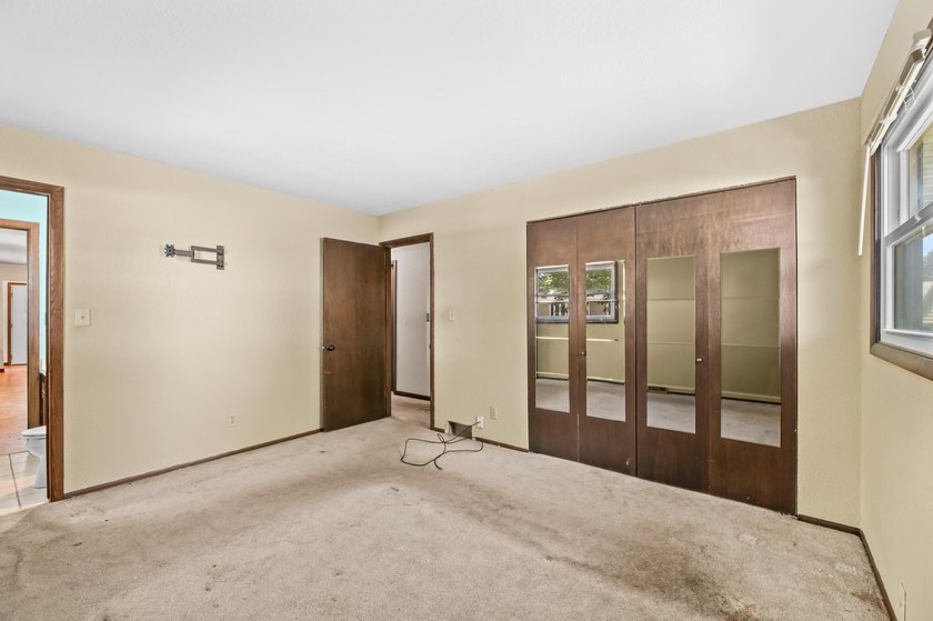 Opportunity awaits in this 3 bedroom, 1.5 bath ranch located in - photo 13