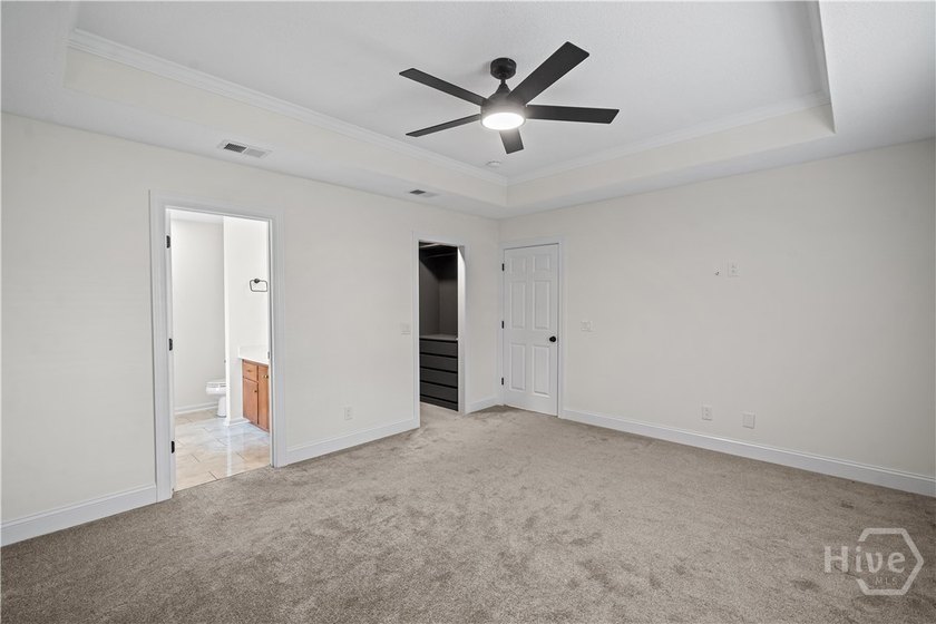 Welcome to 163 W. Tahoe Drive, where convenience, thoughtful - photo 22