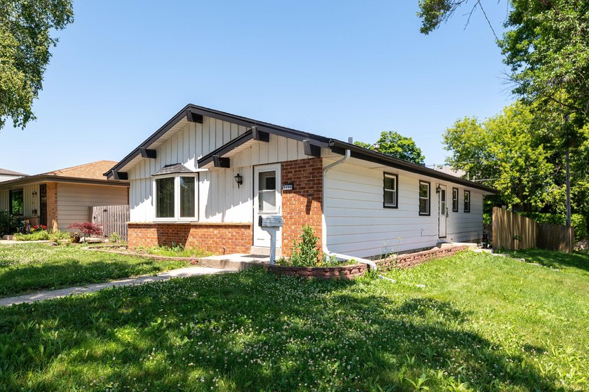 Opportunity awaits in this 3 bedroom, 1.5 bath ranch located in - photo 23