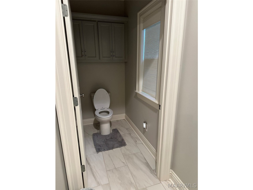 Experience resort style luxury living in the highly sought after - photo 23