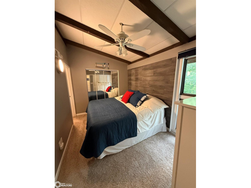 RESORT-STYLE LIVING AT THE HARBOURAGE! End unit available at The - photo 18