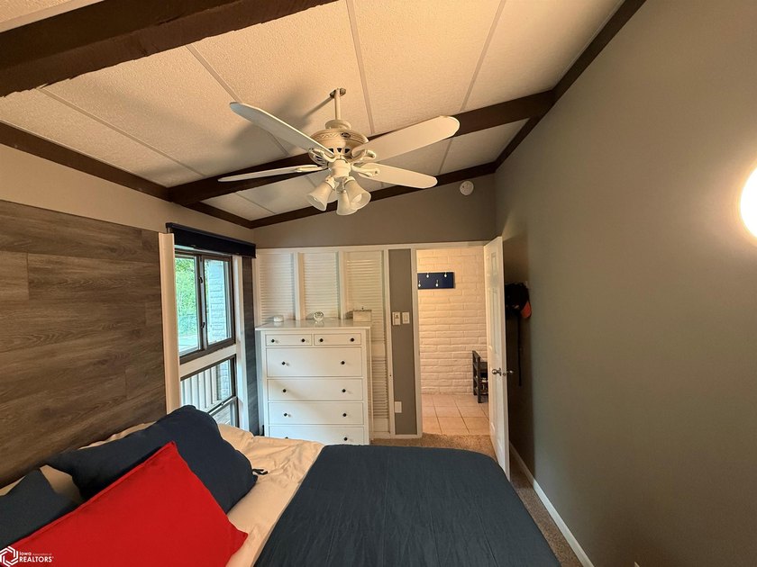 RESORT-STYLE LIVING AT THE HARBOURAGE! End unit available at The - photo 19