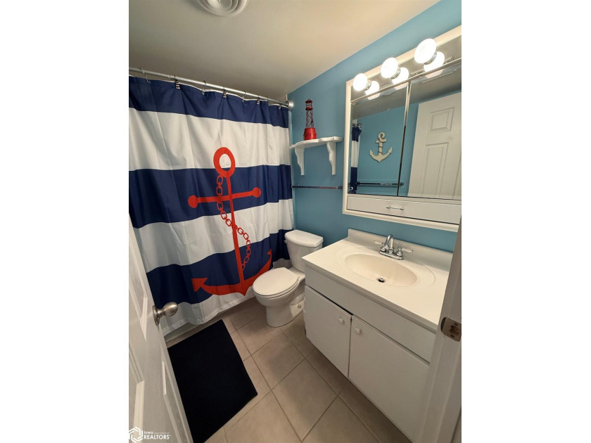 RESORT-STYLE LIVING AT THE HARBOURAGE! End unit available at The - photo 21