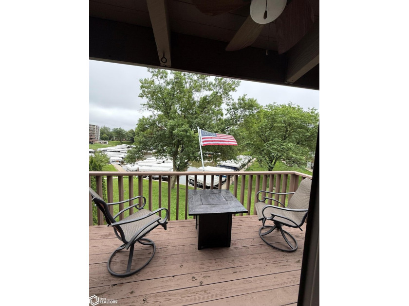 RESORT-STYLE LIVING AT THE HARBOURAGE! End unit available at The - photo 25
