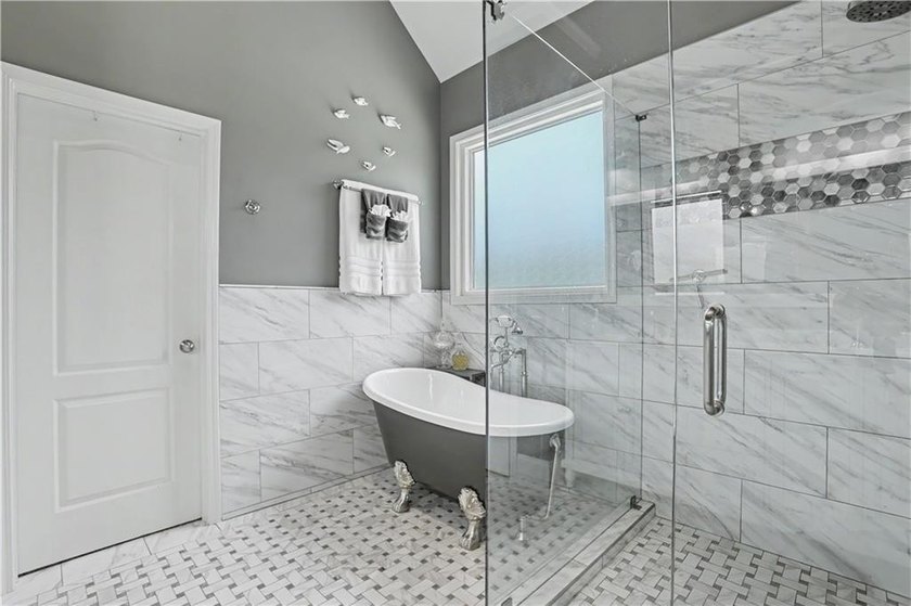 BEAUTIFULLY MAINTAINED 5 BED, 4.5 BATH RANCH HOME ON FINISHED - photo 19
