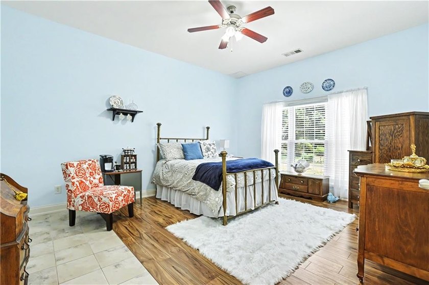 BEAUTIFULLY MAINTAINED 5 BED, 4.5 BATH RANCH HOME ON FINISHED - photo 27