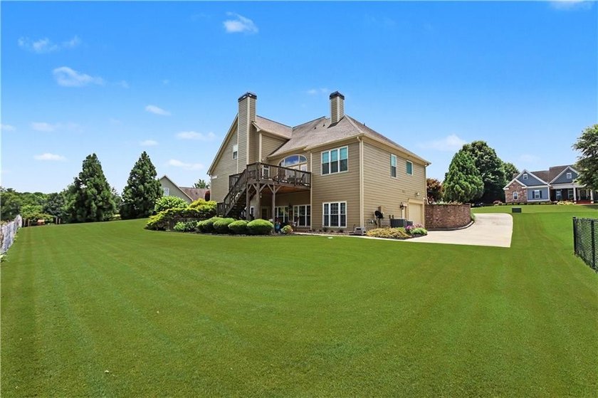 BEAUTIFULLY MAINTAINED 5 BED, 4.5 BATH RANCH HOME ON FINISHED - photo 34