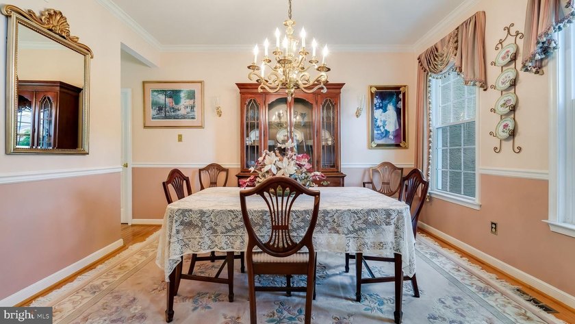 Welcome to this gorgeous Colonial nestled within the prestigious - photo 8