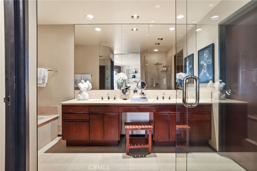 Welcome to 1310 E. Ocean Blvd, #1604! This meticulously - photo 30