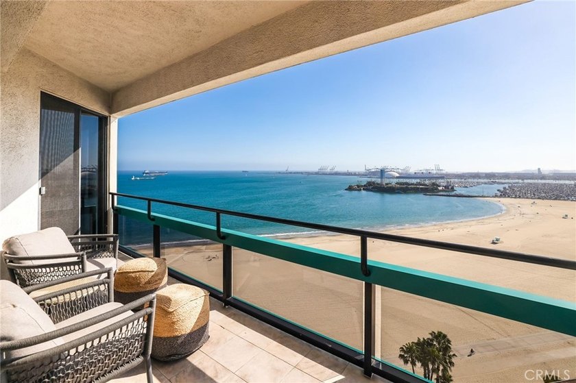 Welcome to 1310 E. Ocean Blvd, #1604! This meticulously - photo 33