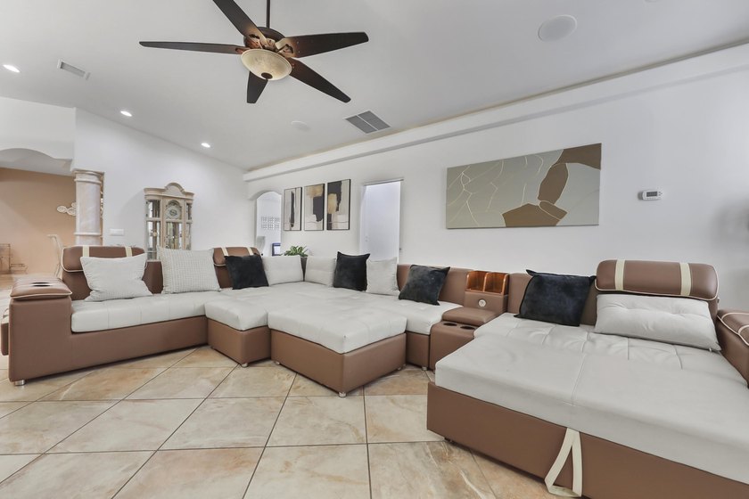Discover this exceptional custom home located on a quiet - photo 11