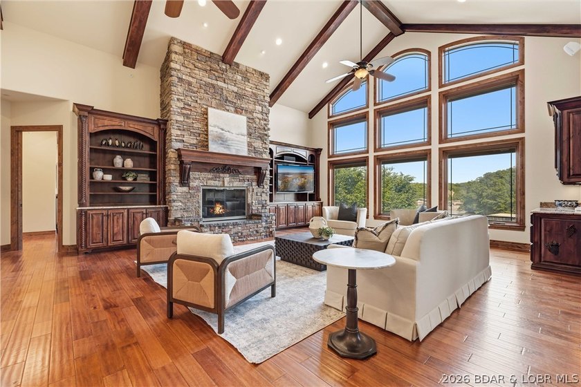 Custom-Built Lakefront Home in Sunrise Beach by Thomas - photo 6
