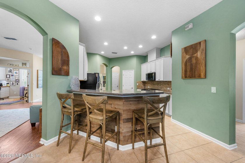 Welcome to Worthington Park, a gated community in the heart of - photo 22
