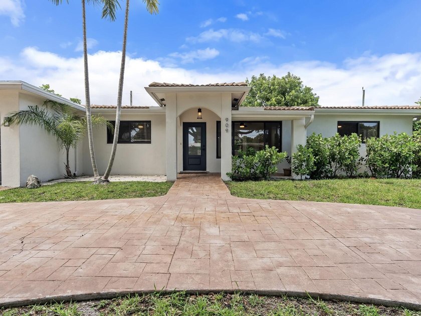 Located in highly desirable Deerfield Beach, East of Federal - photo 23