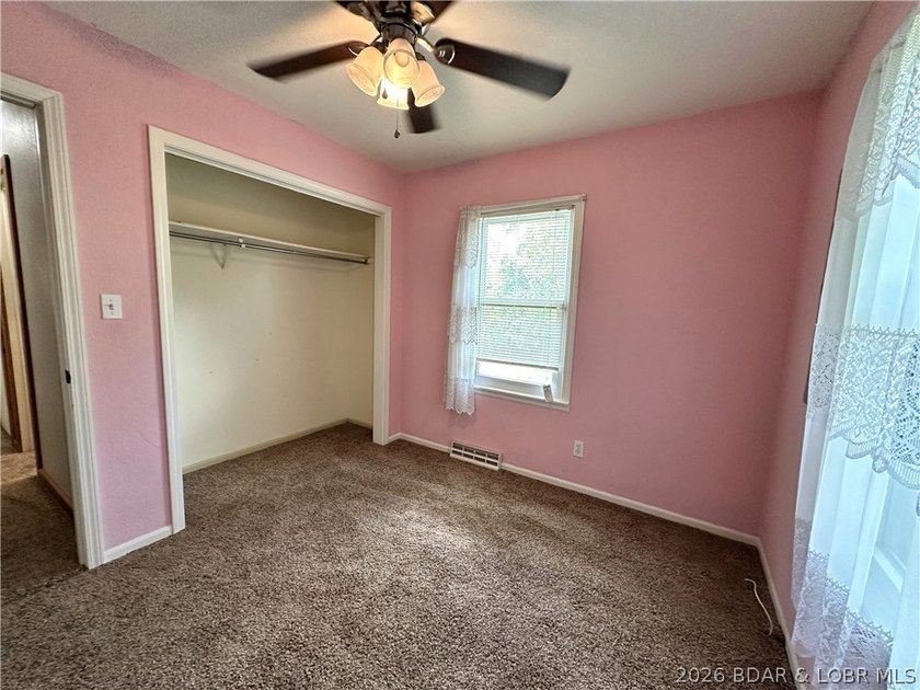 2-bedroom home conveniently located just minutes from the - photo 14