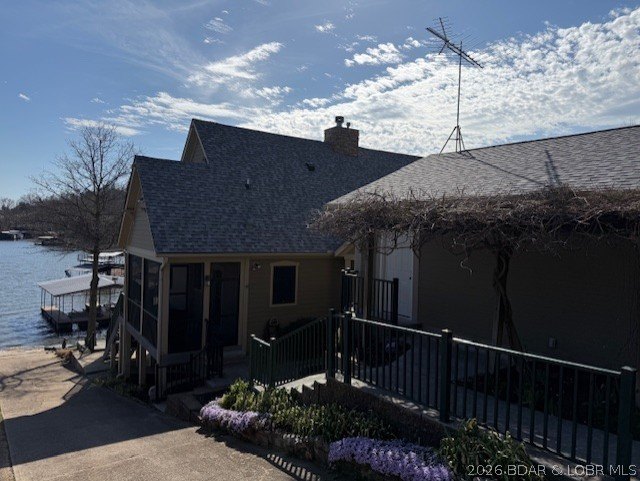 This property has everything that is sought after in a lake home - photo 4