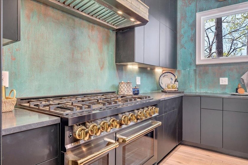 Don't miss this custom-designed, fully furnished residence - photo 17