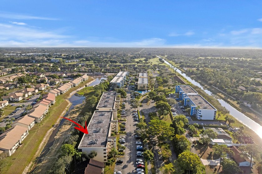 ABSOLUTELY GORGEOUS WATERFRONT 4TH FLOOR CONDO | PRESTIGIOUS 55+ - photo 22