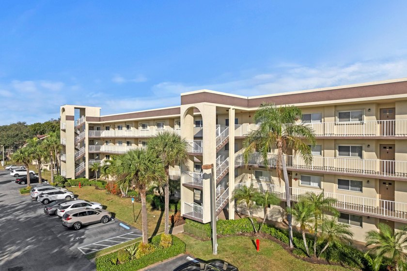 ABSOLUTELY GORGEOUS WATERFRONT 4TH FLOOR CONDO | PRESTIGIOUS 55+ - photo 24
