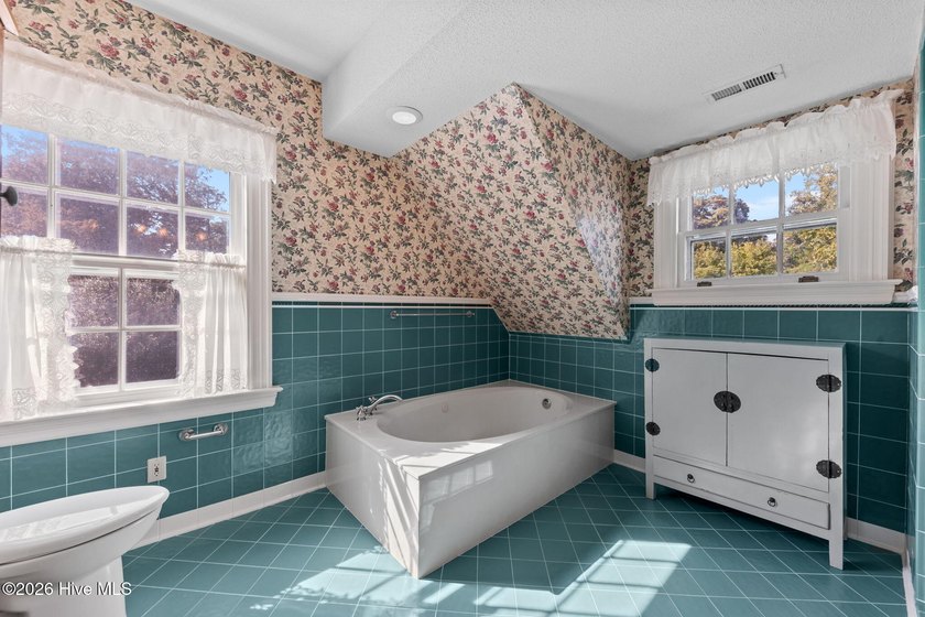 Introducing The Mayflower Cottage, circa 1917--a timeless gem - photo 30