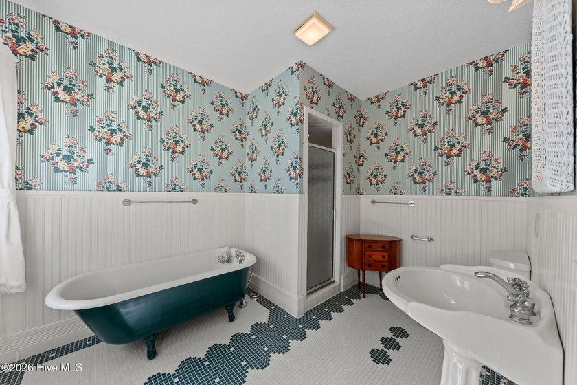 Introducing The Mayflower Cottage, circa 1917--a timeless gem - photo 35