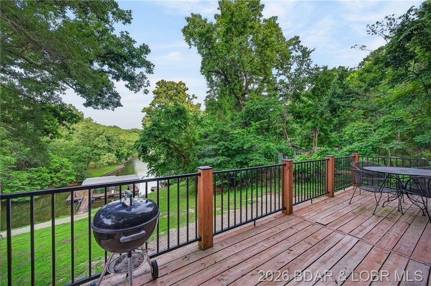 This beautifully renovated property offers the perfect blend of - photo 9