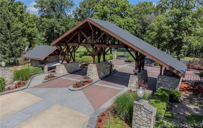 Discover elevated living at The Estates of Kinderhook, a private - photo 10