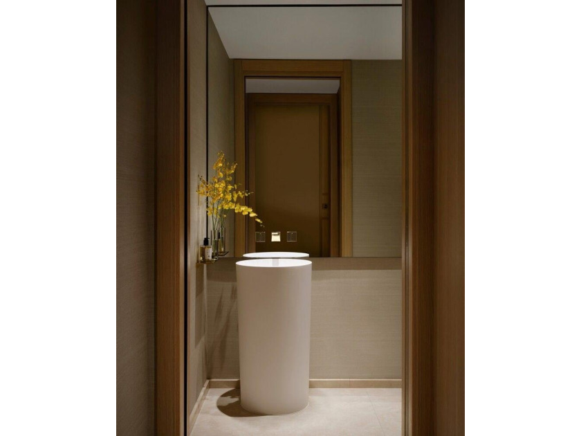 Welcome to Mandarin Oriental Residences, Fifth Avenue. Gilded - photo 13
