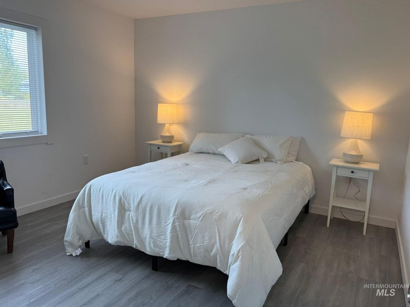 This brand-new, thoughtfully designed duplex offers modern - photo 14