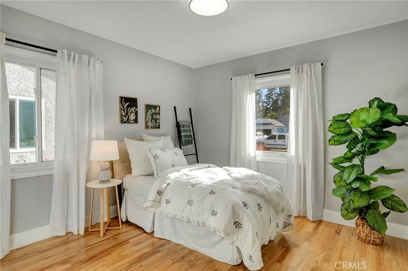 Welcome to 3556 Roxanne Avenue, a beautifully maintained Carson - photo 14
