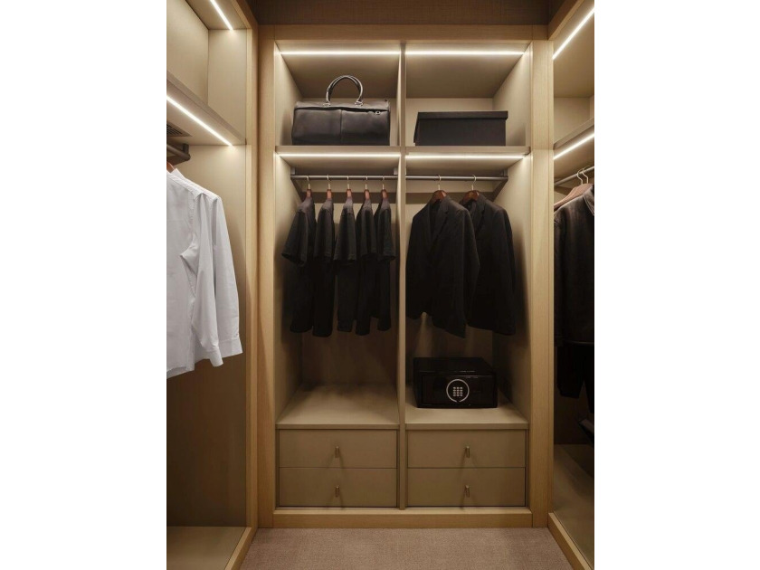Welcome to Mandarin Oriental Residences, Fifth Avenue. Gilded - photo 21
