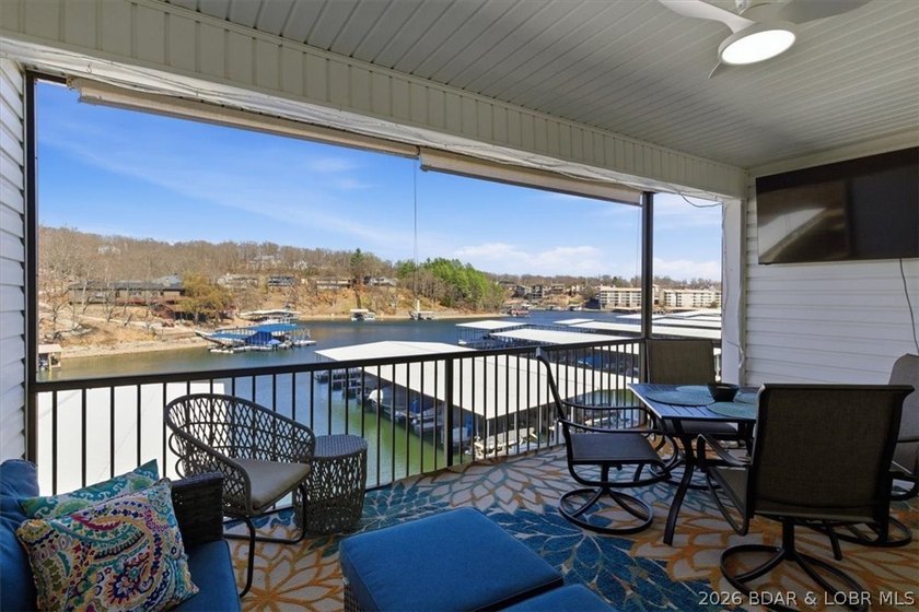 Enjoy the best of lake living in this beautifully renovated 3 - photo 5